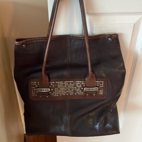 Beautiful Diesel bag  full leather and metal design. - Picture 7 of 7